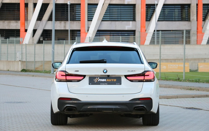 BMW Seria 5 cena 279999 przebieg: 65800, rok produkcji 2021 z Białystok małe 254